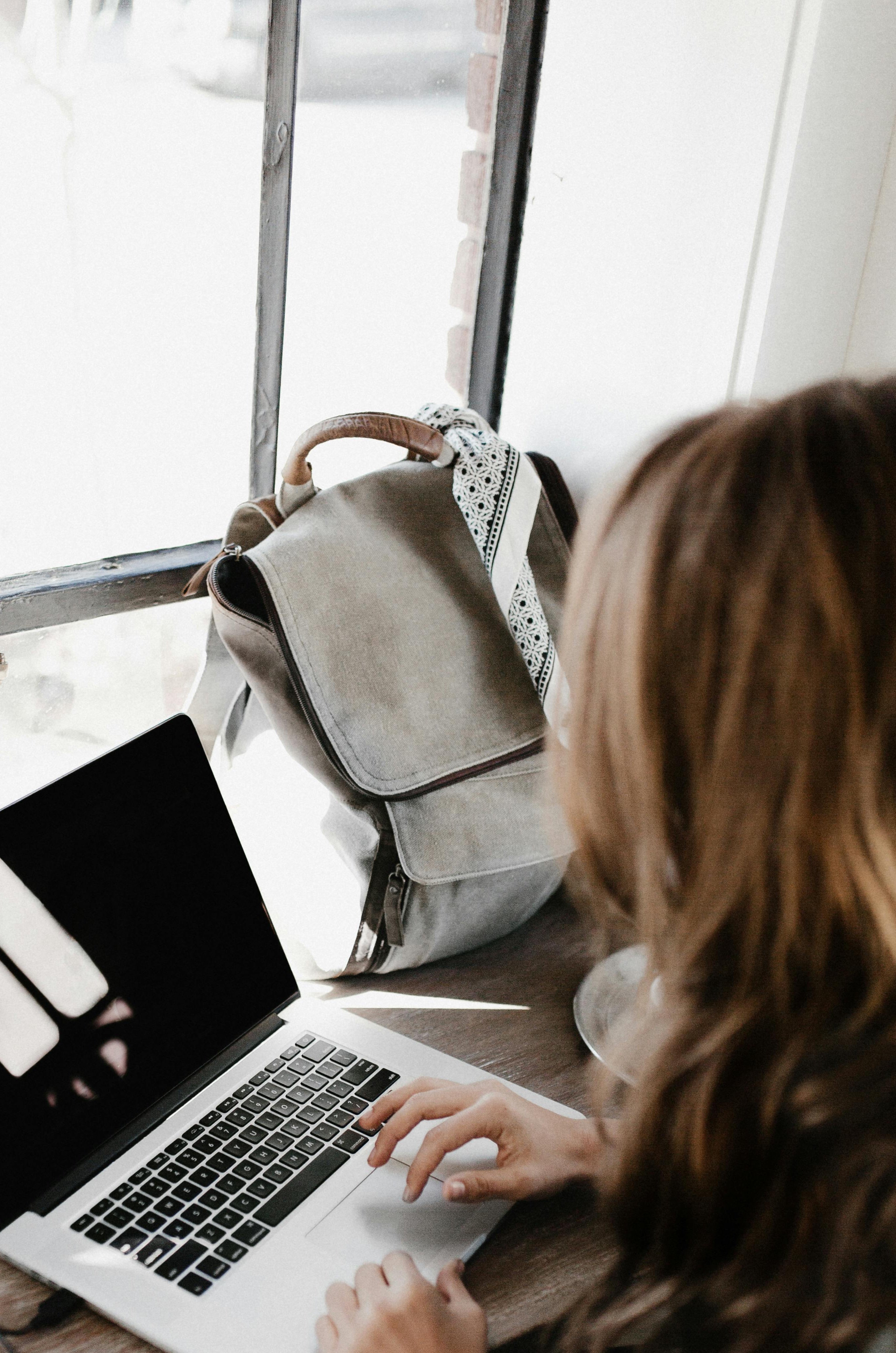 Zo verdien je extra inkomen vanuit huis – 5 praktische ideeën